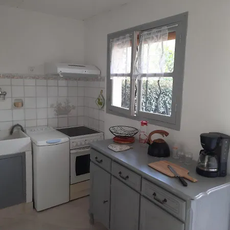 Maison Pres Du Port Et Des Restaurants De Holiday home Saint Aygulf